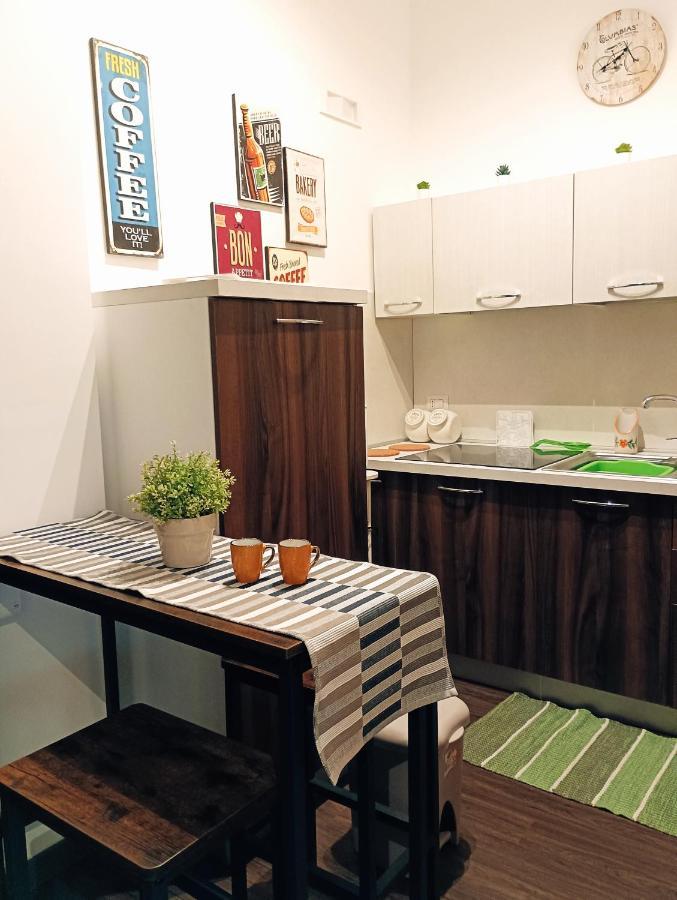 Suite Mirella Napoli Bagian luar foto